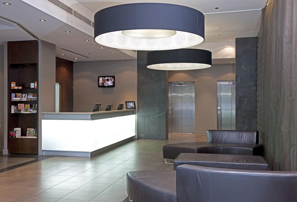 Mantra Hindmarsh Square Hotel Adelaide Buitenkant foto