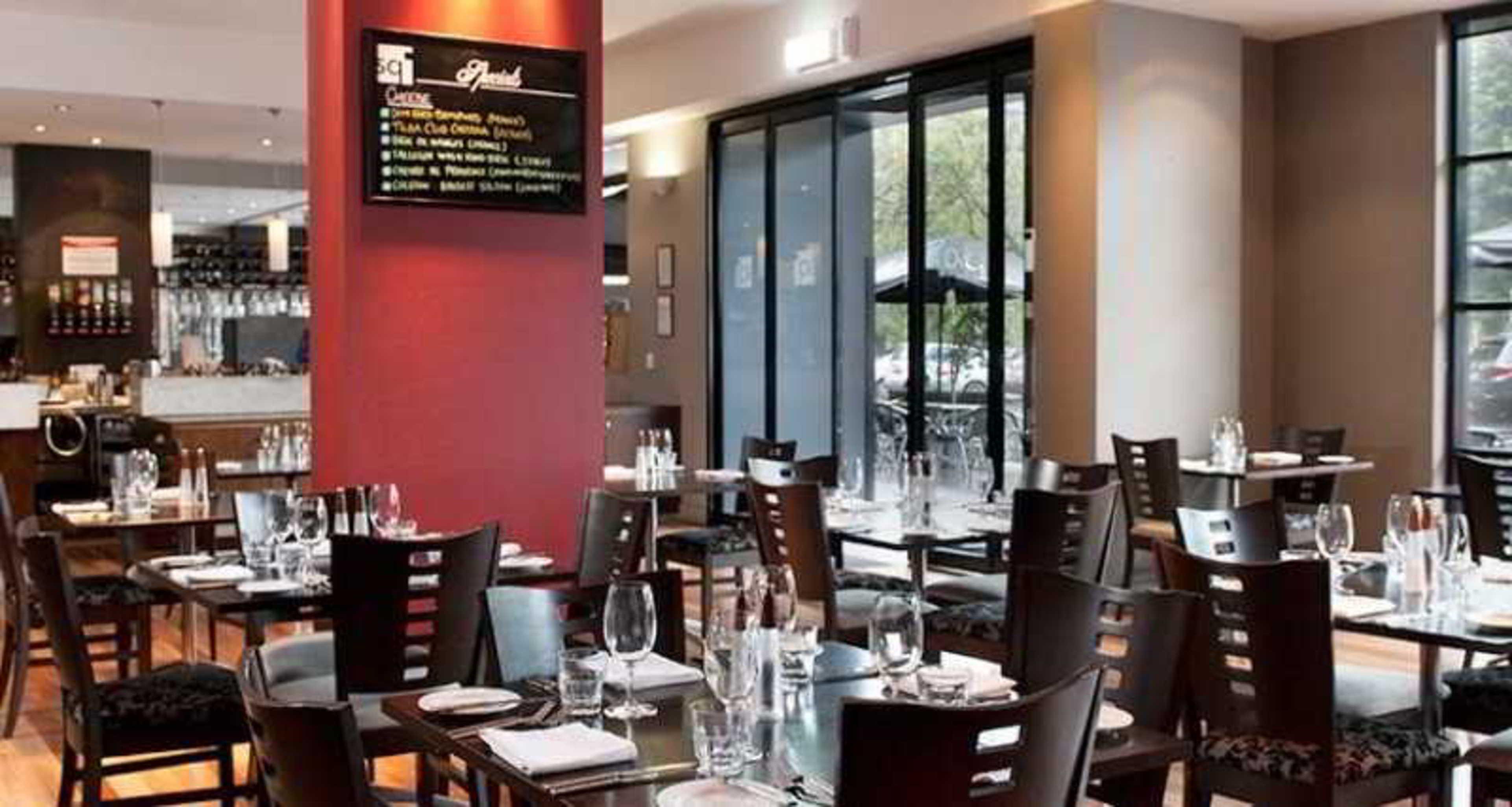 Mantra Hindmarsh Square Hotel Adelaide Buitenkant foto